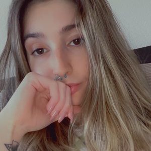 Meet your Posher, Emerald